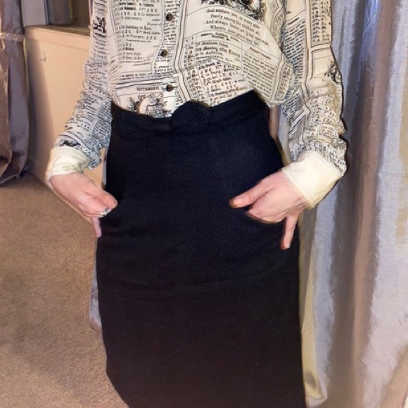 Anna Sui (fall 2008) black wool pencil skit - Picture 4 of 6